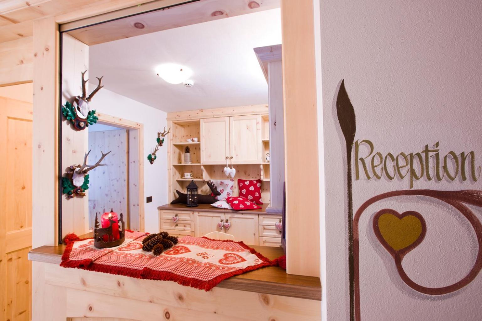 Piculin Alpin Apartments San Martino in Badia Zewnętrze zdjęcie
