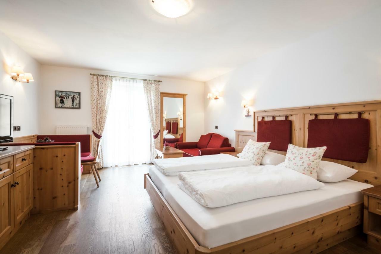 Piculin Alpin Apartments San Martino in Badia Zewnętrze zdjęcie